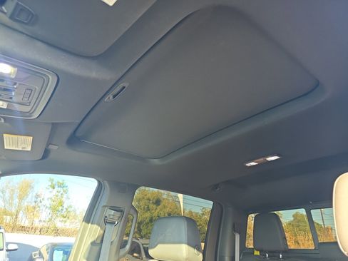 Used 2024 GMC Sierra 2500 AT4 w/ AT4 Premium Plus Package image 33