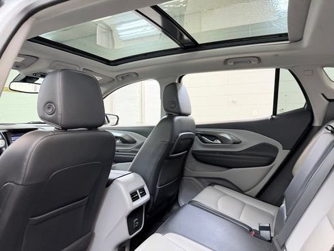 Used 2022 GMC Terrain SLT w/ Infotainment Package II AWD/4WD image 21