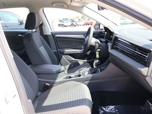 Used 2025 Volkswagen Jetta S FWD image 8
