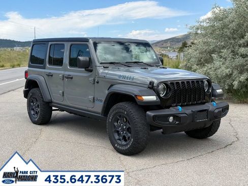 Used 2023 Jeep Wrangler Unlimited w/ Cold Weather Group AWD/4WD image 7
