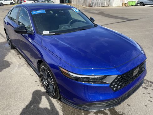 Used 2025 Honda Accord Sport image 18