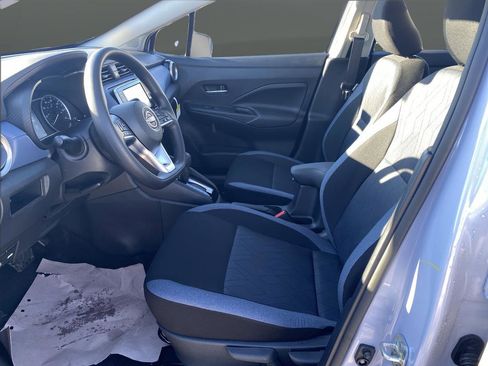 New 2025 Nissan Versa SV w/ Trunk Package image 4