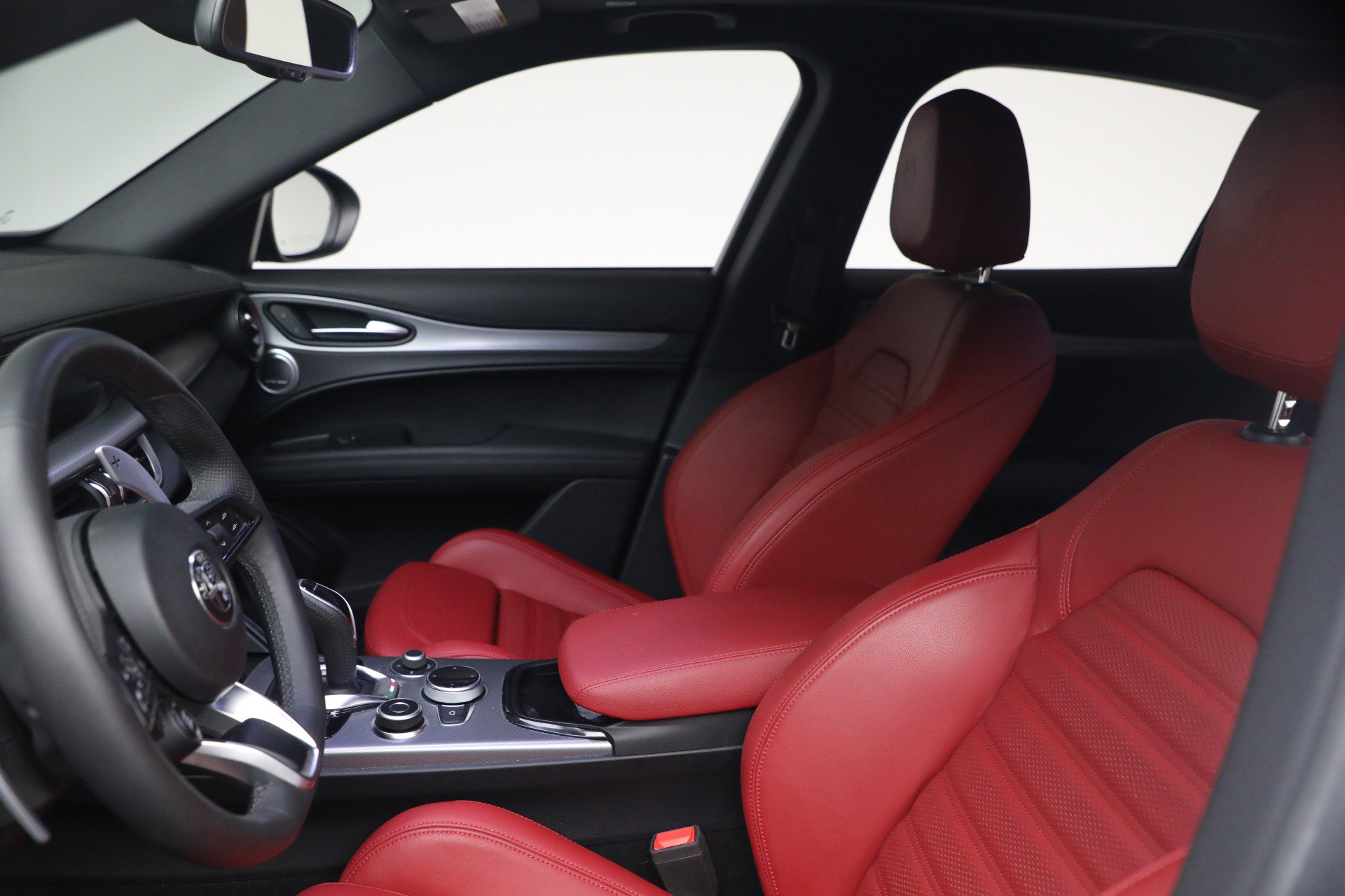 New 2026 Alfa Romeo Stelvio Sprint AWD/4WD image 12