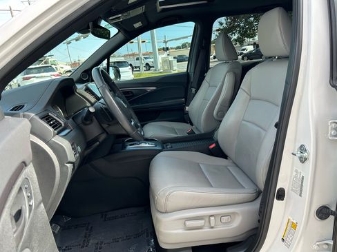 Used 2023 Honda Passport EX-L image 18