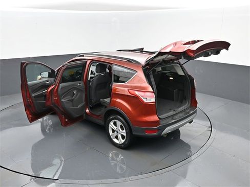 Used 2014 Ford Escape SE w/ Equipment Group 201A image 26