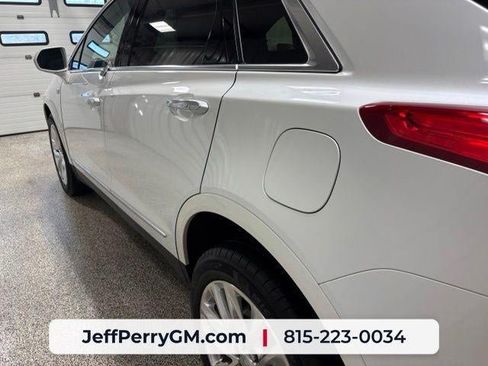 Used 2019 Cadillac XT5 Luxury AWD/4WD image 9