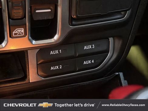 Used 2024 Jeep Wrangler Unlimited Sport AWD/4WD image 19