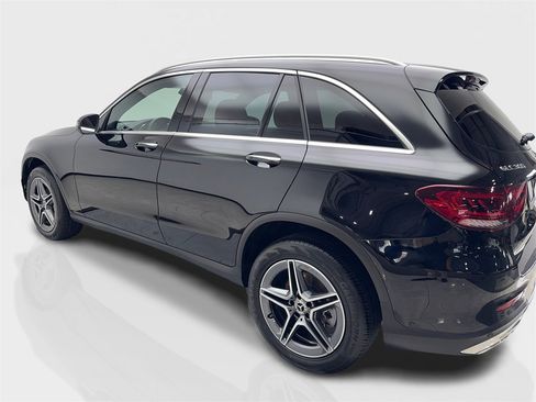 Used 2022 Mercedes-Benz GLC 300 w/ AMG Line image 14