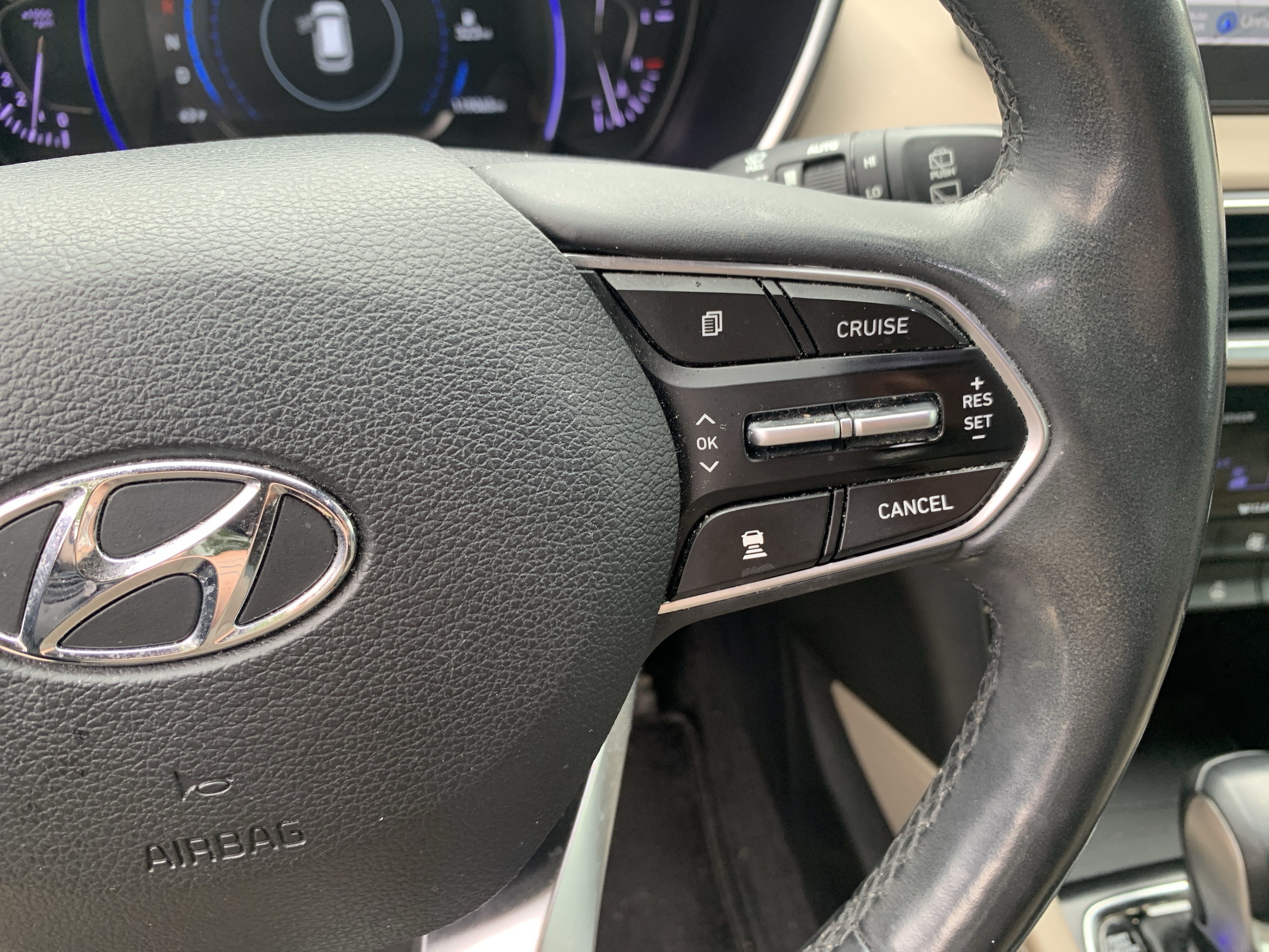 Used 2019 Hyundai Santa Fe FWD image 20