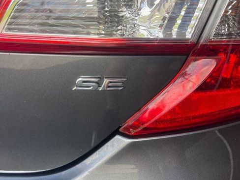 Used 2014 Toyota Camry SE w/ Protection Package image 6