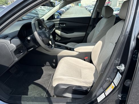 Certified 2025 Honda Accord LX image 16