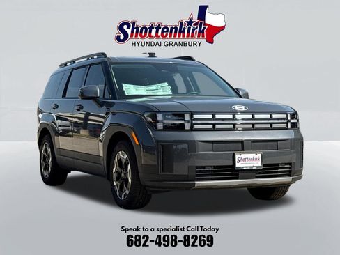 Used 2026 Hyundai Santa Fe SEL FWD image 3