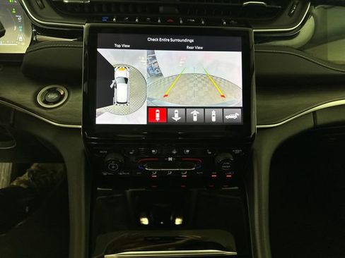 Used 2023 Jeep Grand Cherokee 30th Anniversary image 22