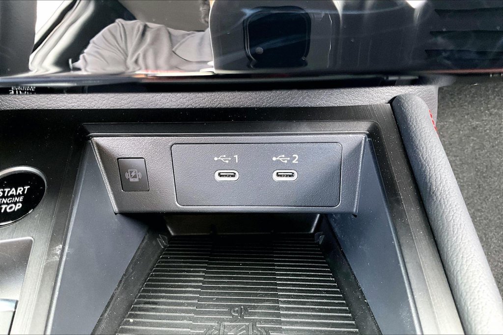 New 2026 Nissan Kicks SR FWD image 22