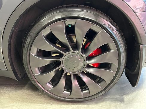 Used 2021 Tesla Model Y Performance AWD/4WD image 21
