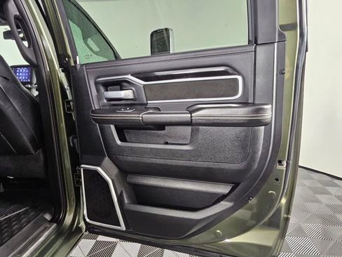 Used 2021 RAM 3500 Laramie image 33