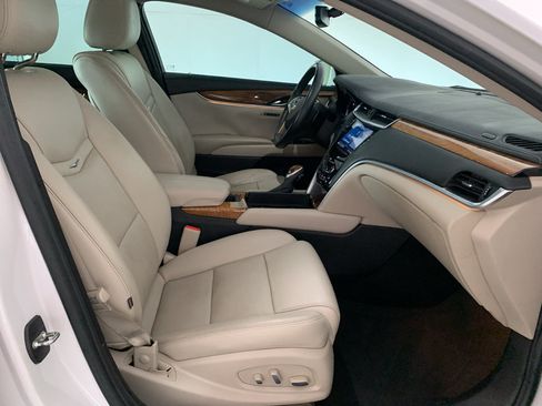 Used 2018 Cadillac XTS Luxury FWD image 38