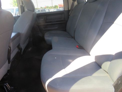 Used 2018 RAM 3500 Tradesman w/ Chrome Appearance Group image 25