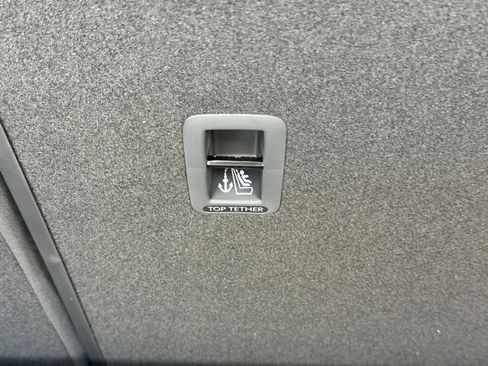 New 2026 Volkswagen Tiguan SE image 21