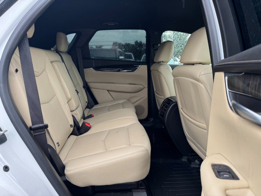 Used 2019 Cadillac XT5 AWD image 18