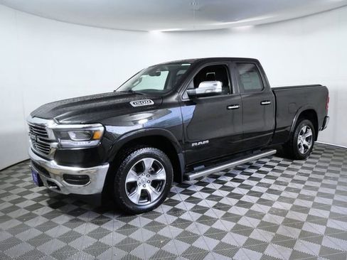 Used 2019 RAM 1500 Laramie AWD/4WD image 5