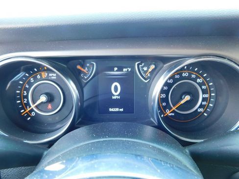 Used 2020 Jeep Gladiator Sport w/ Quick Order Package 24S AWD/4WD image 9