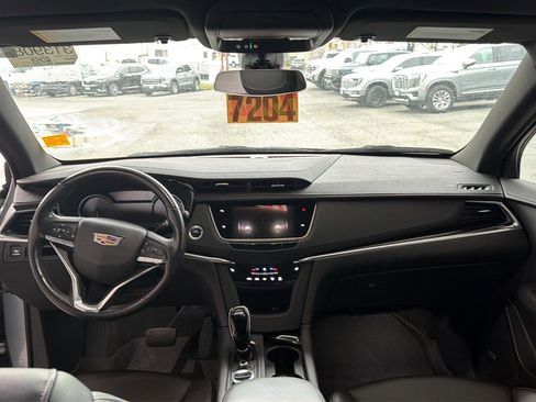 Used 2024 Cadillac XT6 Luxury w/ LPO, Floor Liner Package image 8