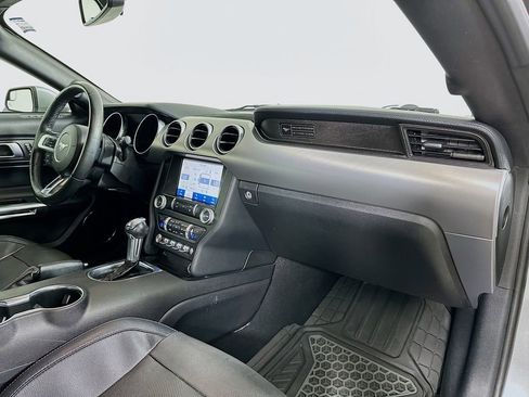 Used 2020 Ford Mustang Premium image 33