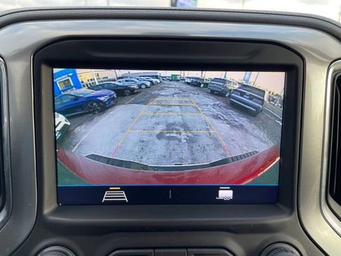 Used 2022 Chevrolet Silverado 2500 LT w/ Z71 Off-Road Package image 4