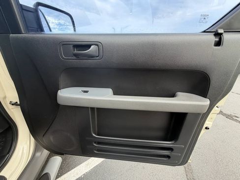 Used 2005 Honda Element LX image 18