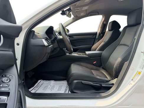 Used 2018 Honda Accord LX image 8