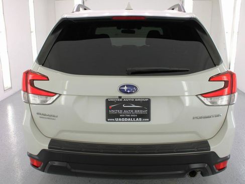 Used 2019 Subaru Forester Limited AWD/4WD image 8