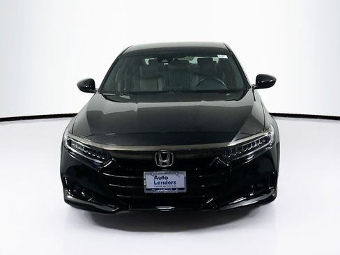 Used 2022 Honda Accord Sport image 2