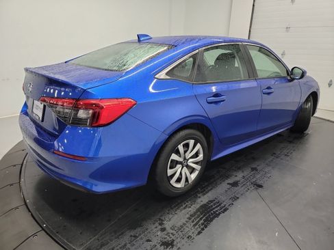 Used 2023 Honda Civic LX image 9