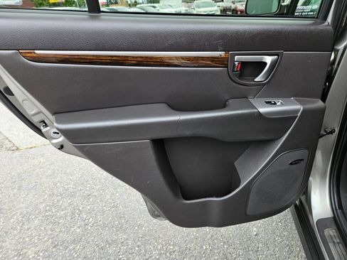 Used 2012 Hyundai Santa Fe Limited w/ Navigation Pkg 4 FWD image 12