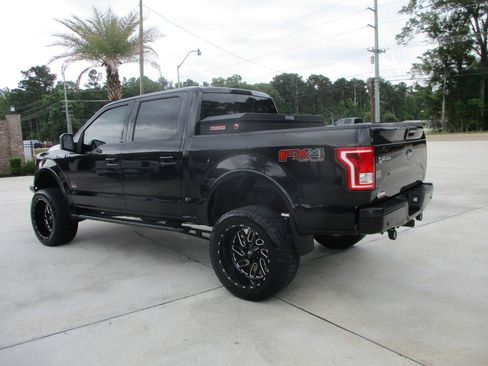 Used 2017 Ford F150 XLT w/ Equipment Group 302A Luxury AWD/4WD image 3