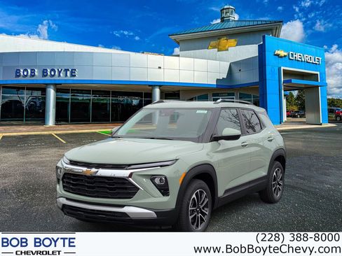 New 2026 Chevrolet TrailBlazer LT w/ Convenience Package FWD image 1