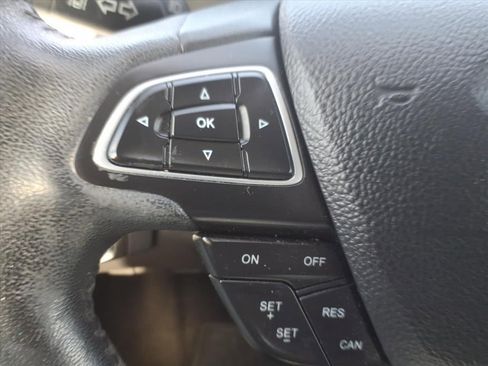 Used 2015 Ford Focus Titanium w/ Titanium Technology Package image 22