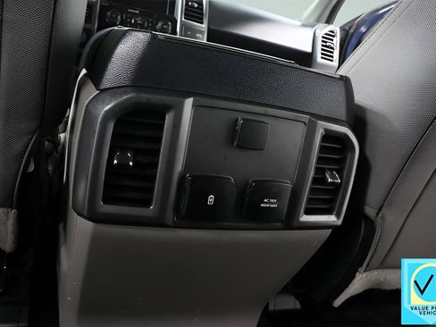 Used 2017 Ford F150 XLT w/ Equipment Group 302A Luxury image 26