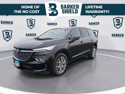 Used 2024 Buick Enclave Essence w/ Experience Buick Package FWD image 5