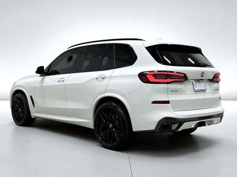 Used 2023 BMW X5 xDrive40i w/ M Sport Package image 10