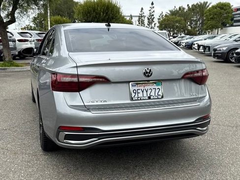 Used 2023 Volkswagen Jetta SEL FWD image 11