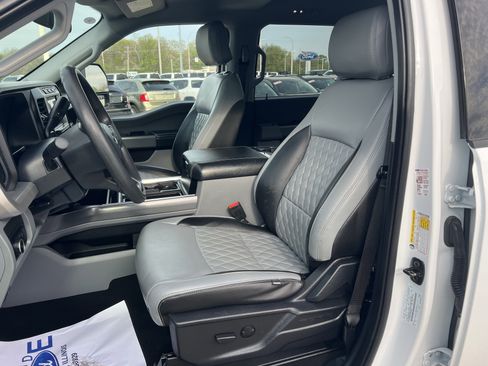 Used 2024 Ford F250 XLT w/ FX4 Off-Road Package image 15