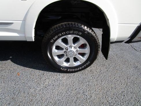 Used 2019 RAM 2500 Limited image 26