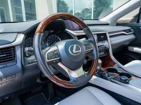 Used 2019 Lexus RX 350L FWD w/ Premium Package image 30