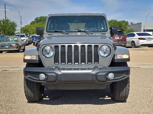 Used 2021 Jeep Wrangler Unlimited Sahara AWD/4WD image 10