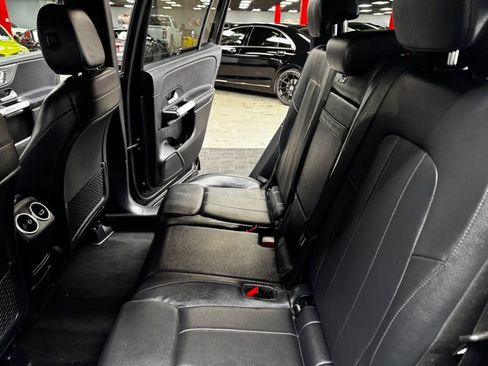 Used 2020 Mercedes-Benz GLB 250 4MATIC image 42