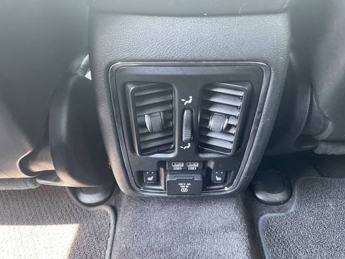 Used 2016 Jeep Grand Cherokee Summit AWD/4WD image 11