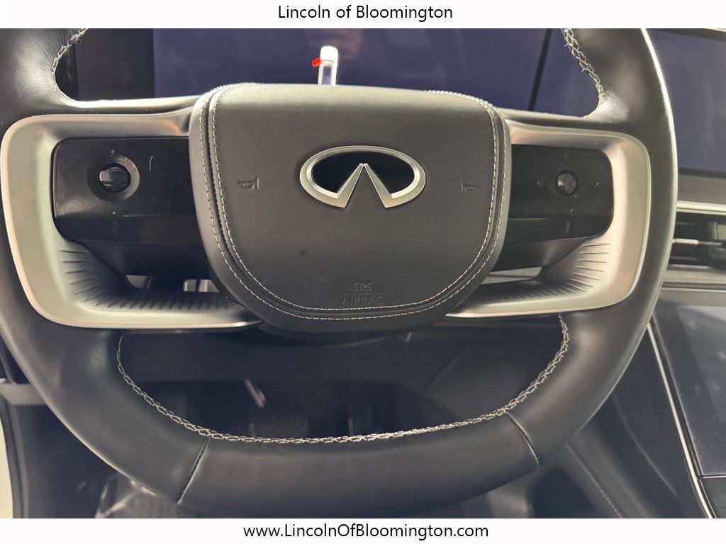 Used 2025 INFINITI QX80 Sensory AWD/4WD image 19