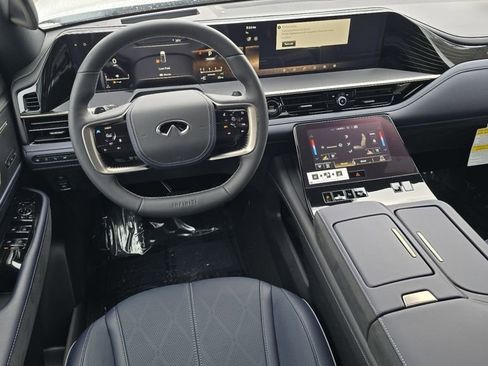 New 2026 INFINITI QX80 SPORT w/ Sport Exterior Package image 30